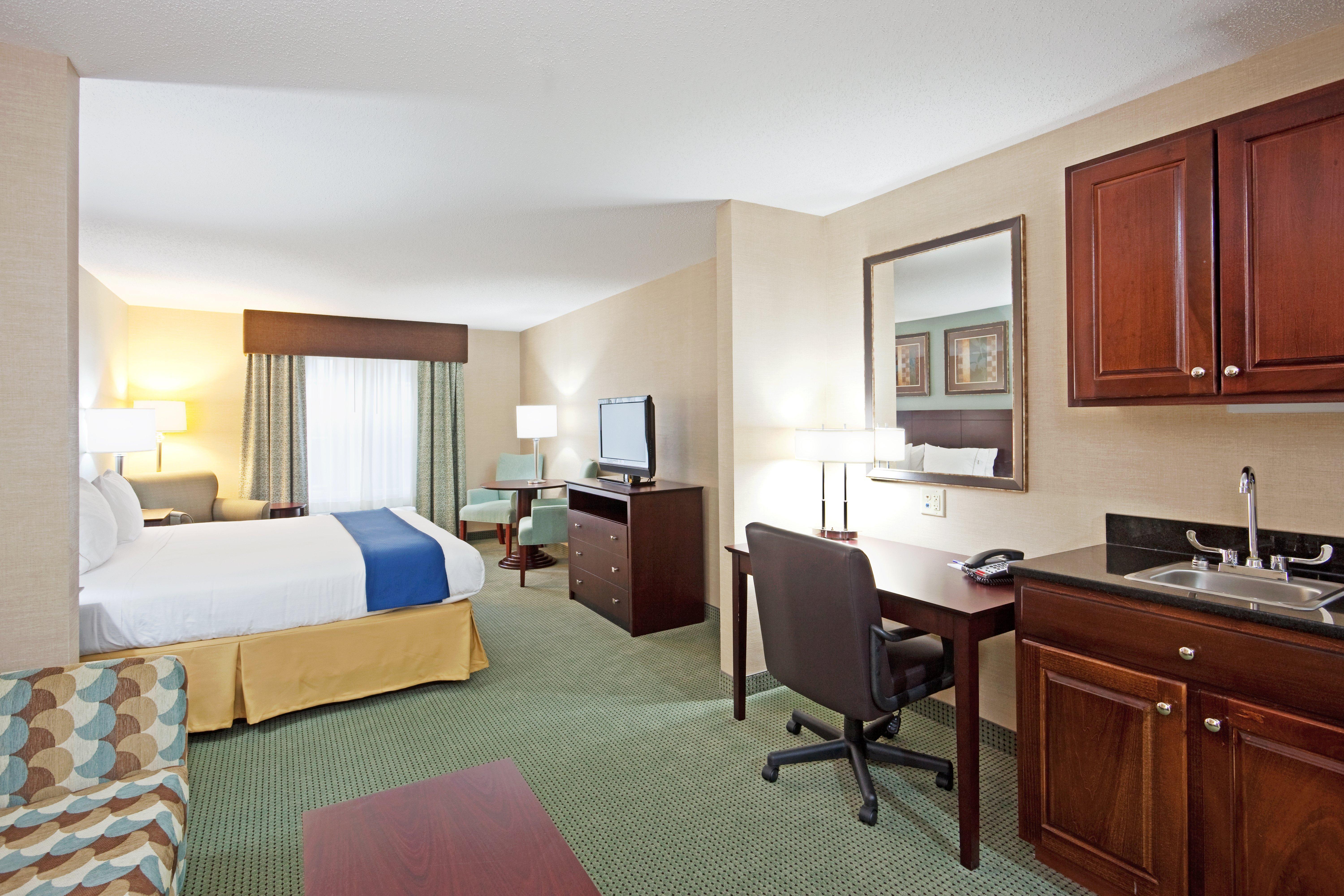 Holiday Inn Express And Suites Meriden By Ihg Eksteriør billede