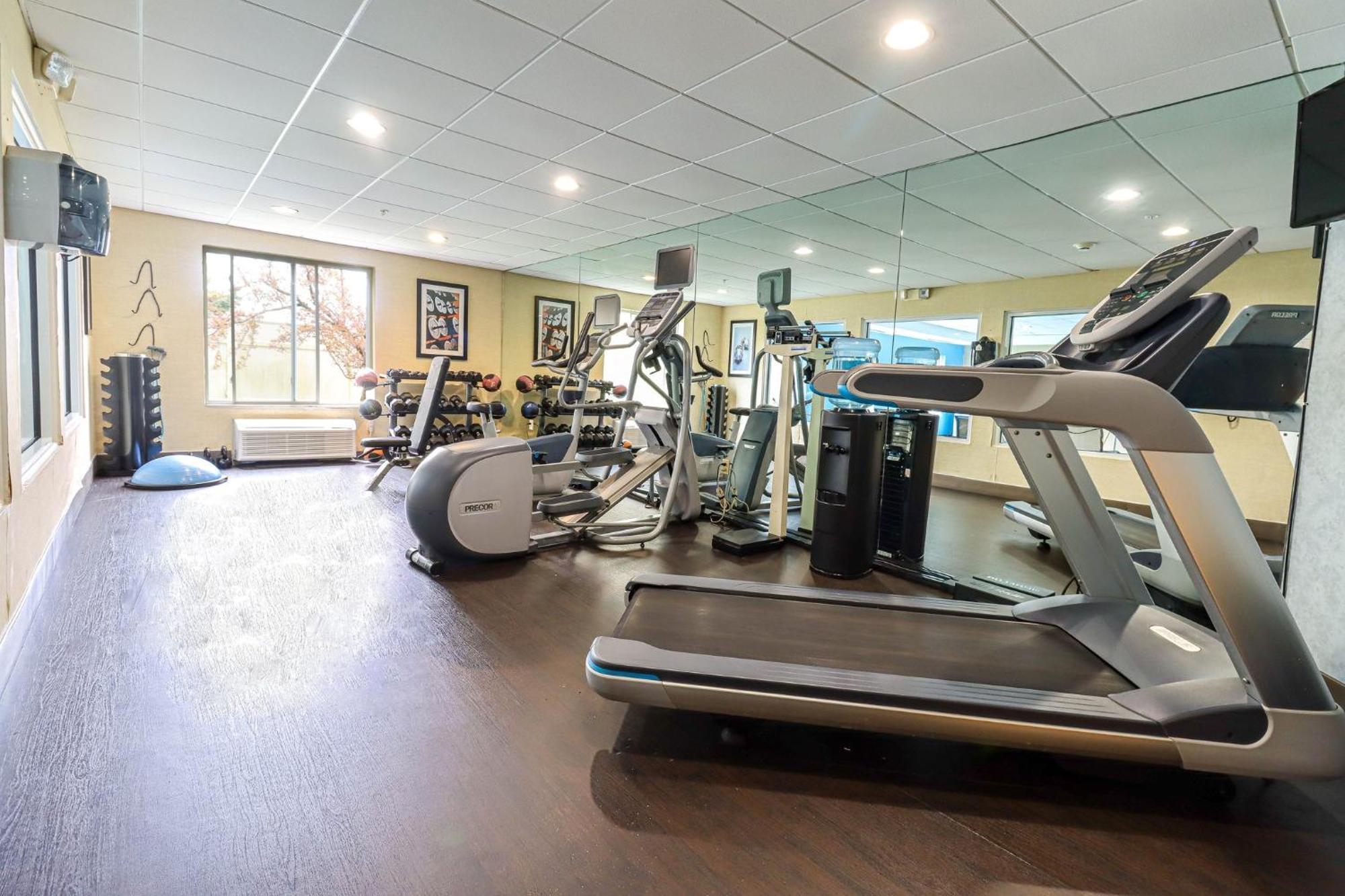 Holiday Inn Express And Suites Meriden By Ihg Eksteriør billede