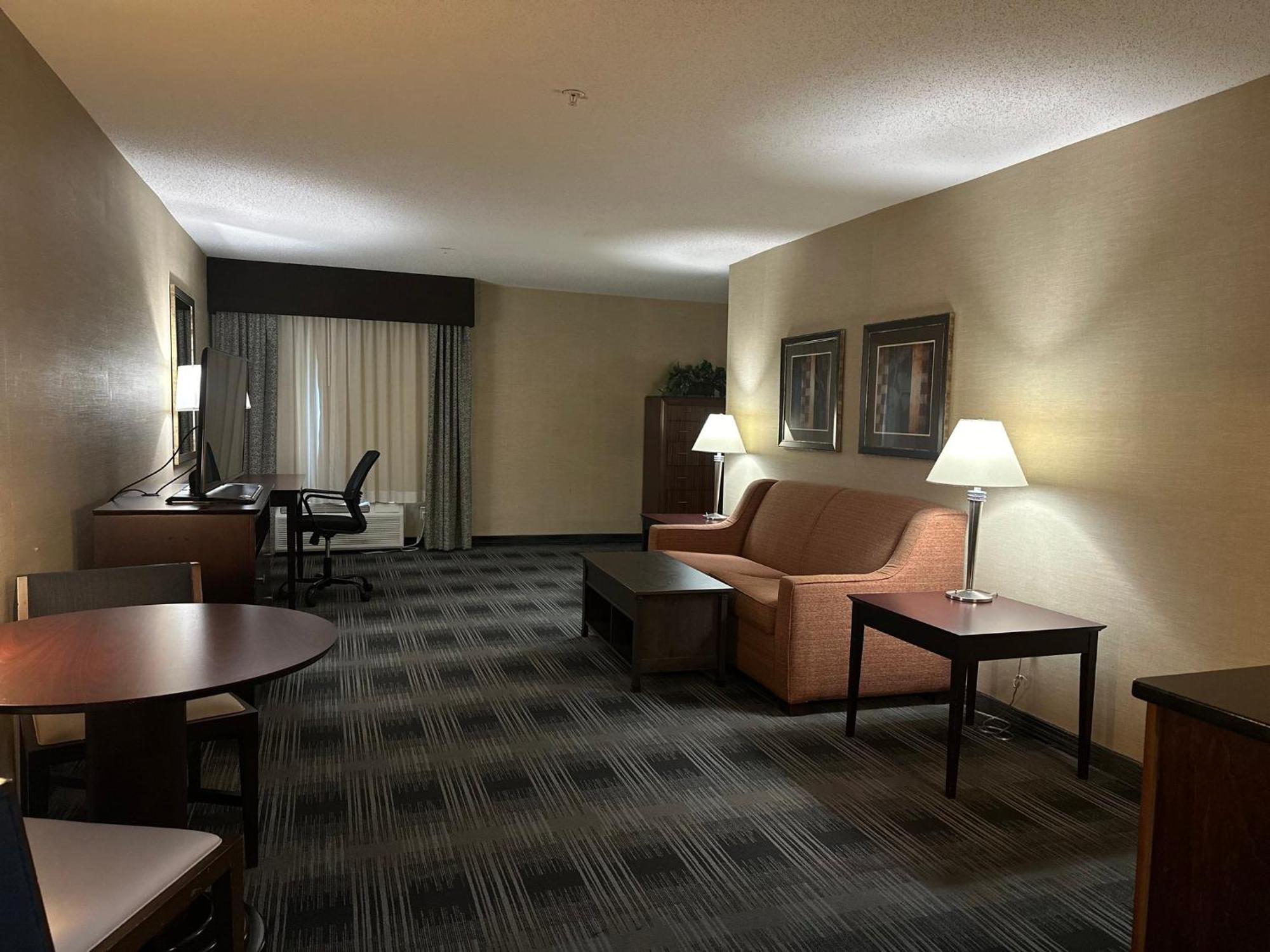 Holiday Inn Express And Suites Meriden By Ihg Eksteriør billede