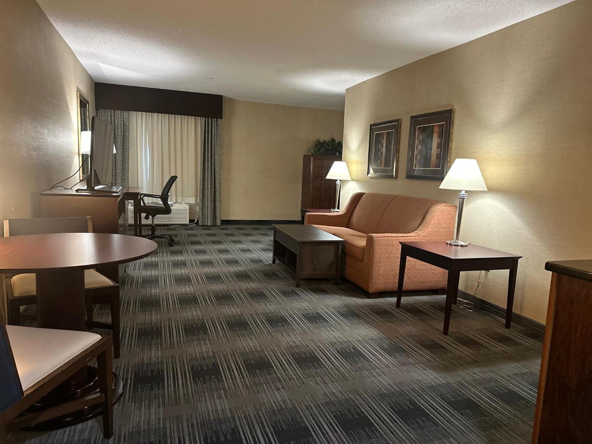 Holiday Inn Express And Suites Meriden By Ihg Eksteriør billede